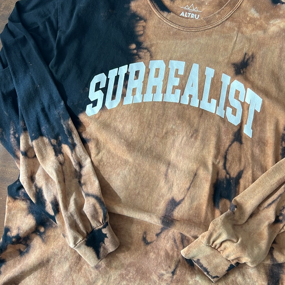 Graphic Long Sleeve - Picture 2 of 5